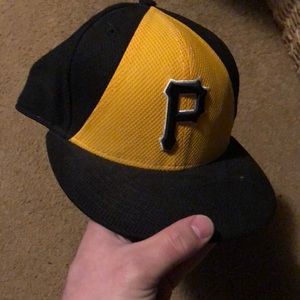 Pittsburgh pirates new era hat. 7 1/8